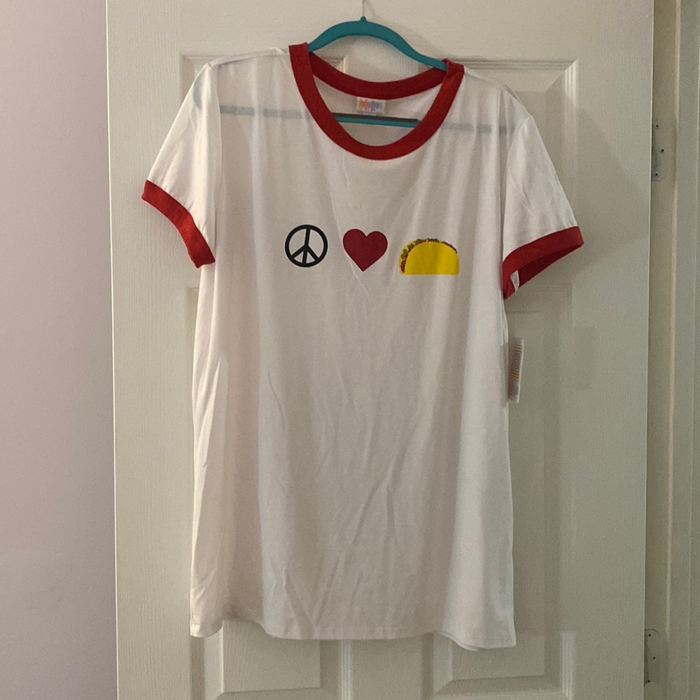 NWT LuLaRoe Liv tee